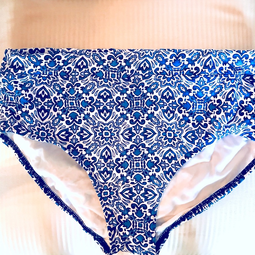 Land’s End high-waisted bikini bottom